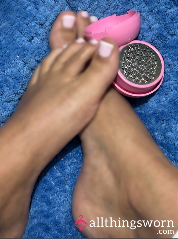 Pink Foot File Dust – Straight From My Soles 🩷🦶🏽
