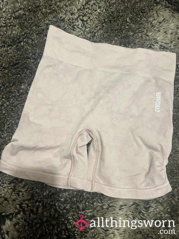 🍑  Pink Gymshark Shorts – Sweaty, Tight, & All Yours 💦