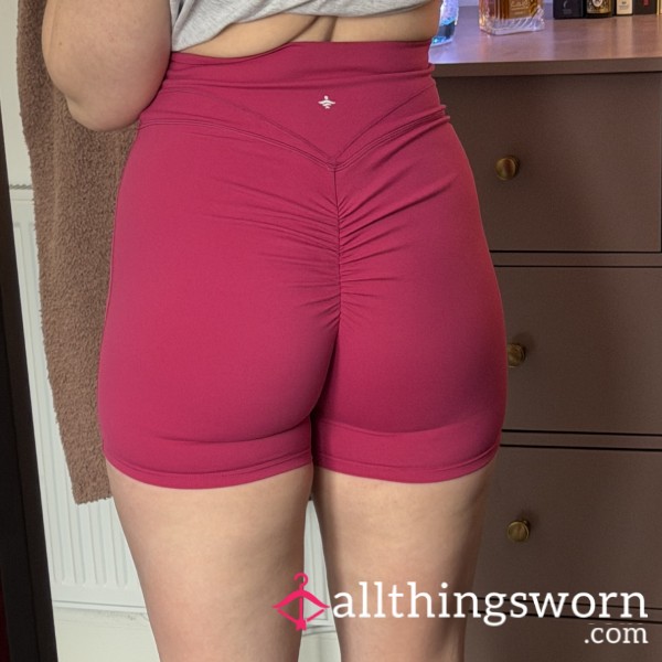 Sweaty Gym Shorts | All Day Wear 💗