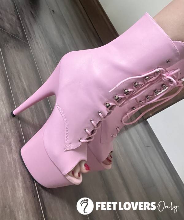 Pink High Heel 💖