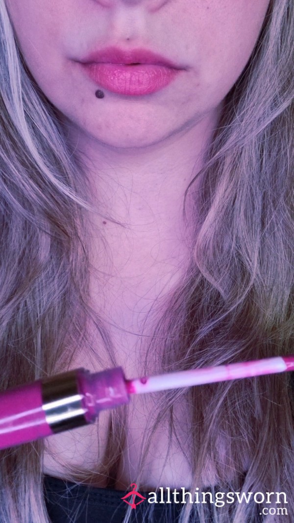 Pink Lips To Make The Willy's Wink Video 🌹💋