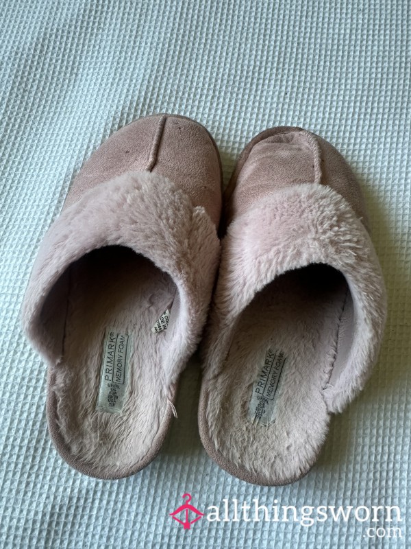 💕 Pink Memory Foam Slippers