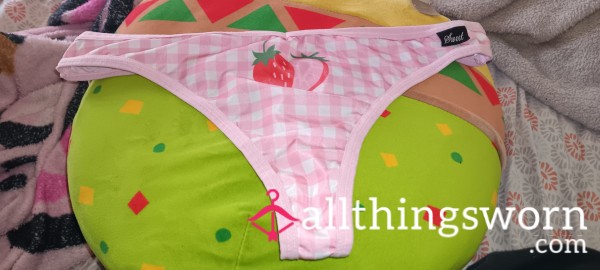 Pink Plaid Strawberry Spandex Thong 🍓 Size- L