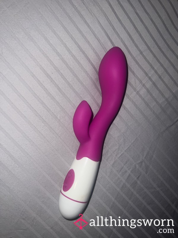 Pink Rabbit Vibrator 🩷