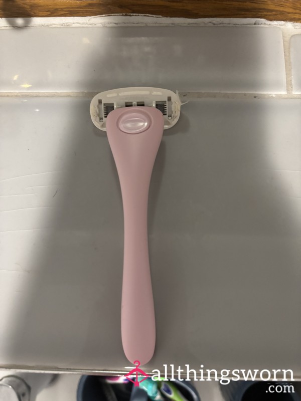 Pink Razor
