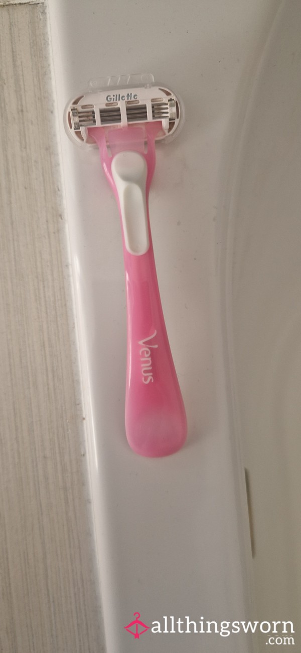 Pink Razor