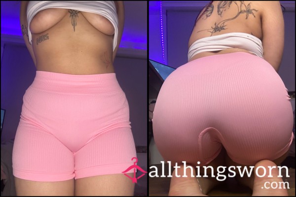 Pink Ribbed Gym Shorts (size M) 🫶🏼