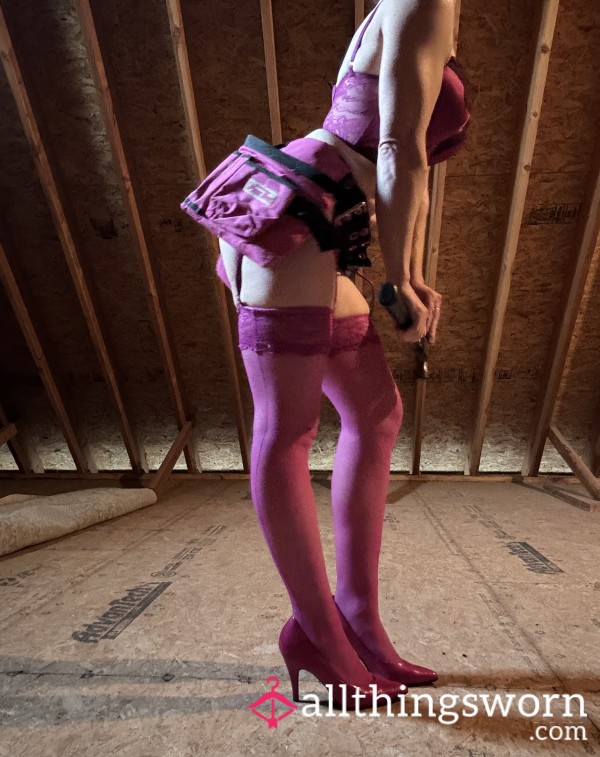 💕 Pink Set With Stockings!