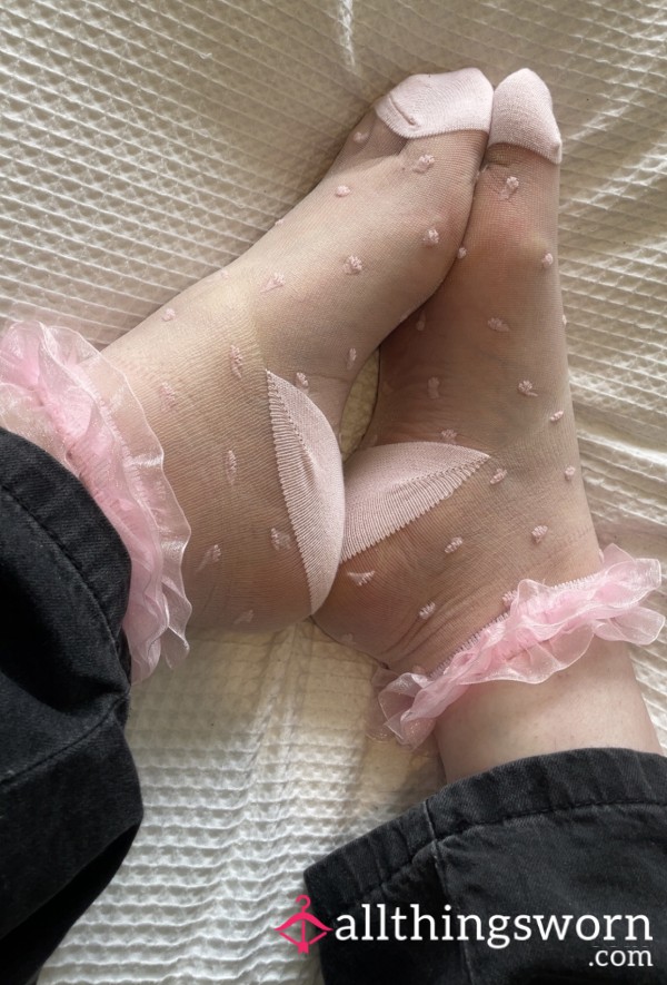 Pink Sheer Heart Socks 💗🦶48 Hours Wear