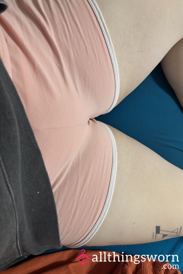Pink Shorts 🌸