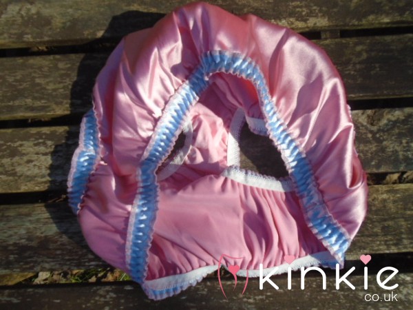 🩵🩷Pink Silky Look Panties With Blue Trim🩷🩵