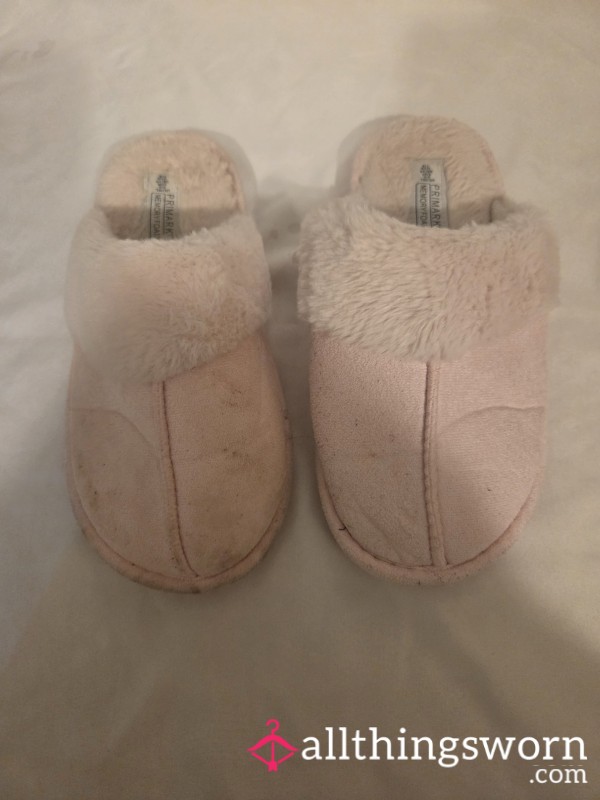 Pink Smelly Well Worn Slippers Size 5