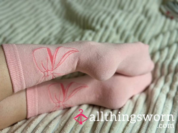 🎀Pink Socks With A Bow 🎀