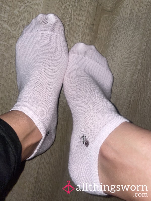Pink Socks With Rose Detail