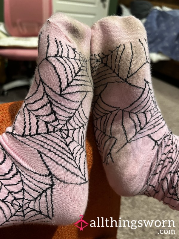 Pink Spider Web Frilly Top Socks, Used 2 Days