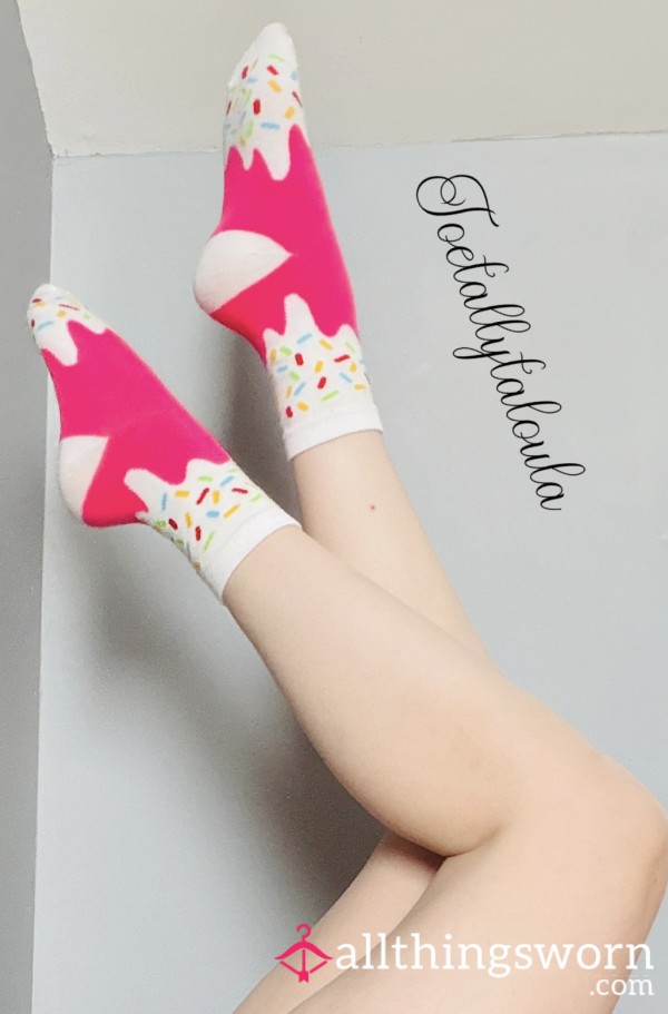 Pink Sprinkles Ice Cream Design Ankle Socks 🍦