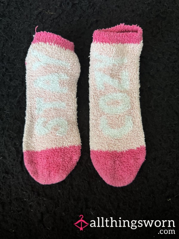 Pink “Stay Cozy” Socks 💗