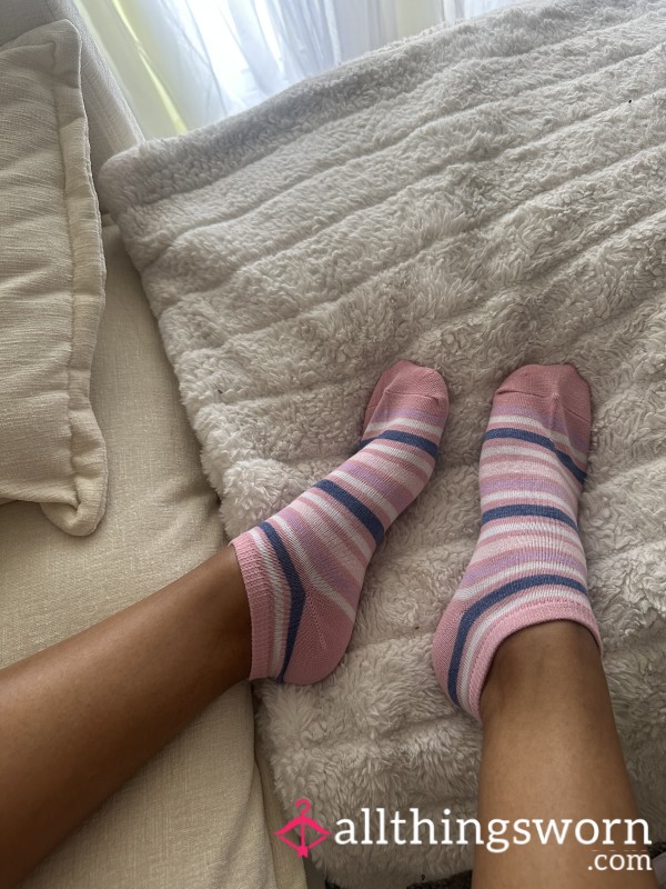 🎀 Pink Stripped Gym Socks 🎀