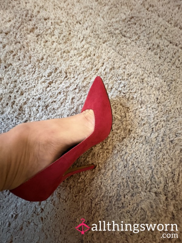 Pink Suede Left Shoe