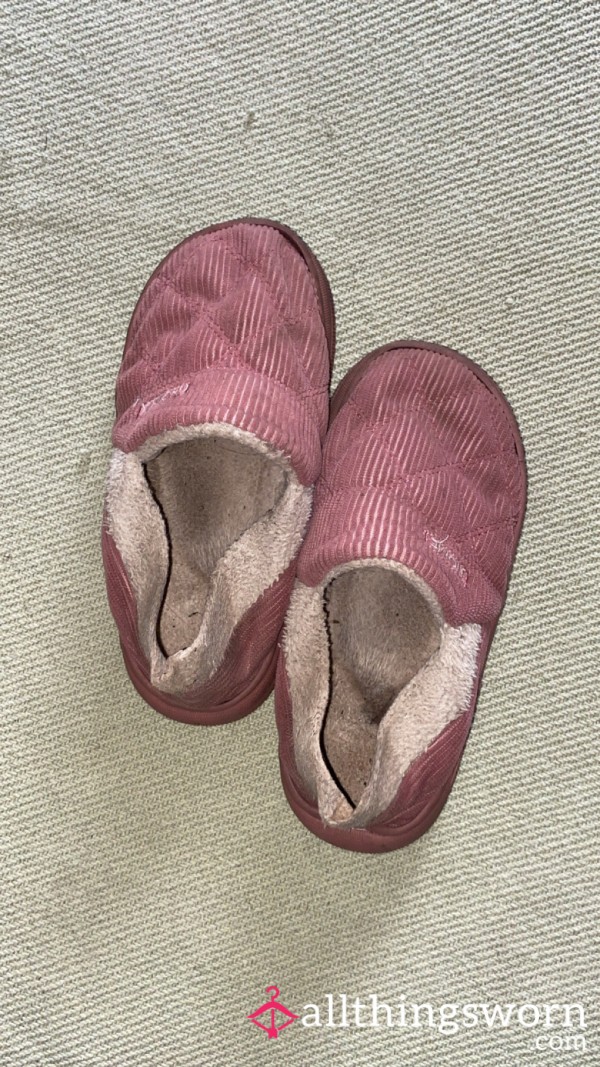 Pink Sweaty Indoor Slippers