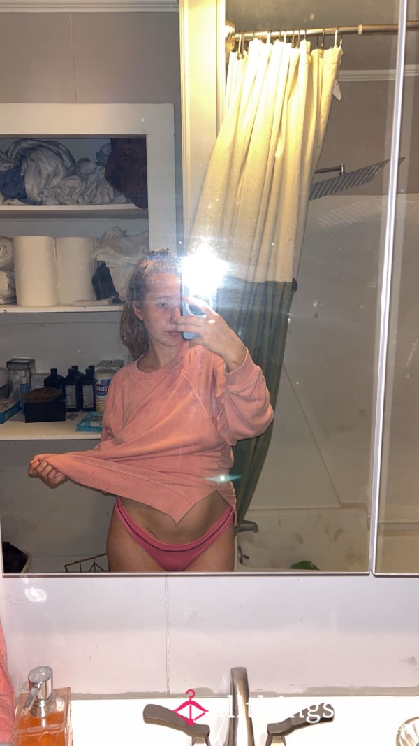 Pink Thong💞😋