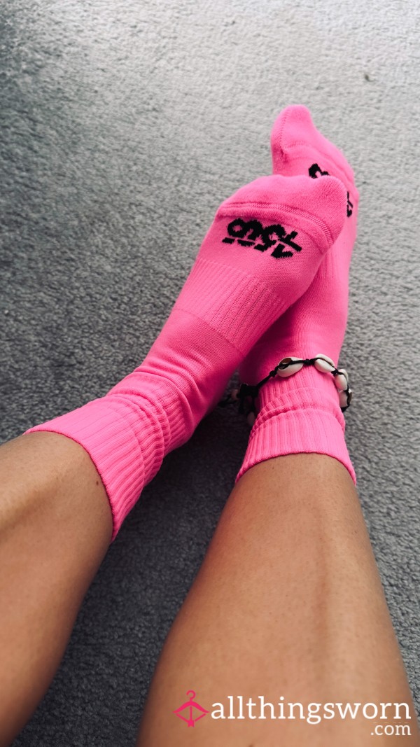 Pink To Make The Boys 👀💕✨