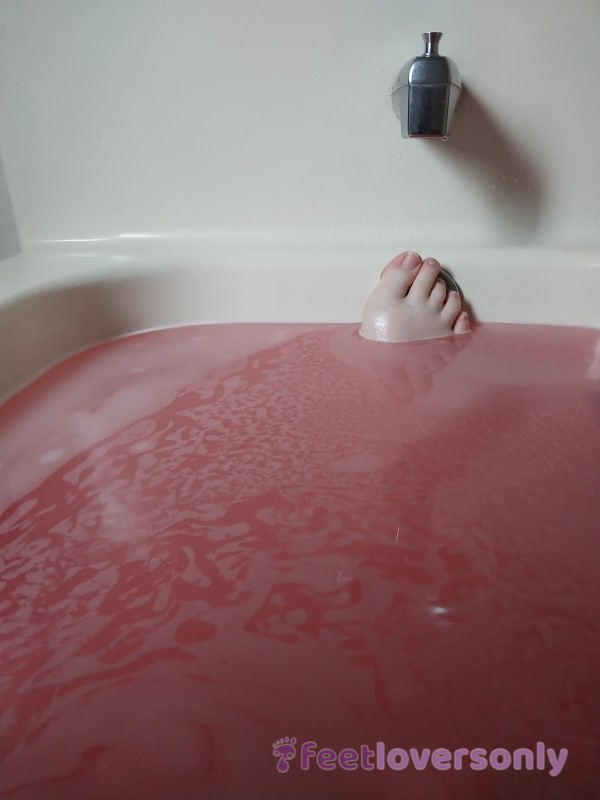 Pink Toes