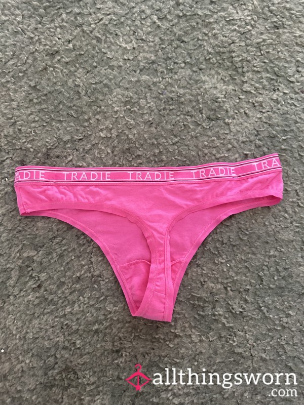 🩷PINK TRADIE THONG🩷
