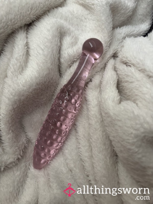 Pink Translucent Gla** A**l Plug - Buried Deep