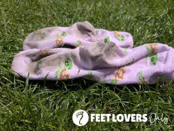 Pink Dirty Smelly Turtle Sock? Yes Please! Hot Sunny Sweaty Day Big Size 8 Feet Big
