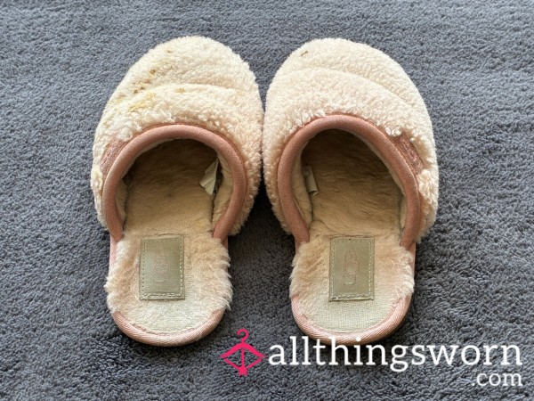 *SOLD* Pink Ugg Slippers