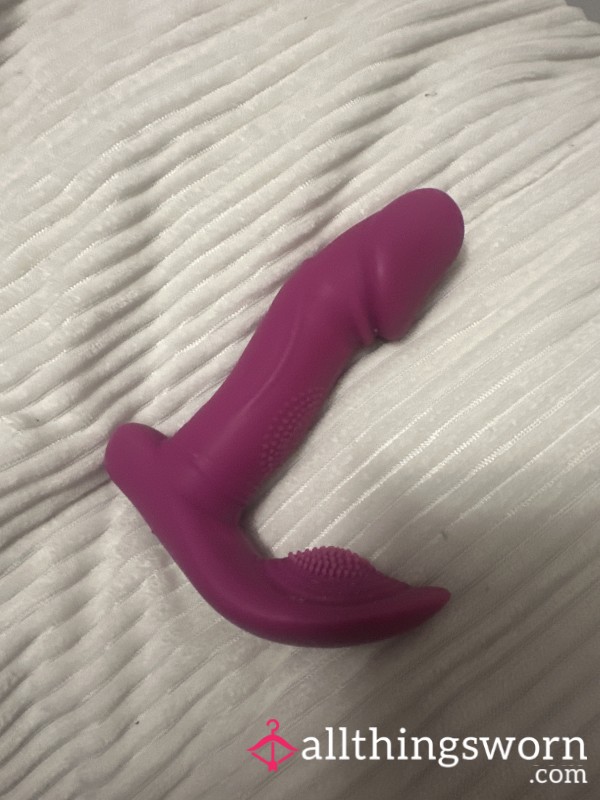 Pink Vibrating Di**o