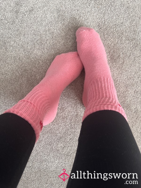 PINK WELL WORN DIRTY SOCKS 💗
