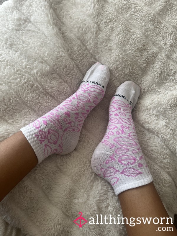 🎀 Pink + White Gym Tube Socks 🎀