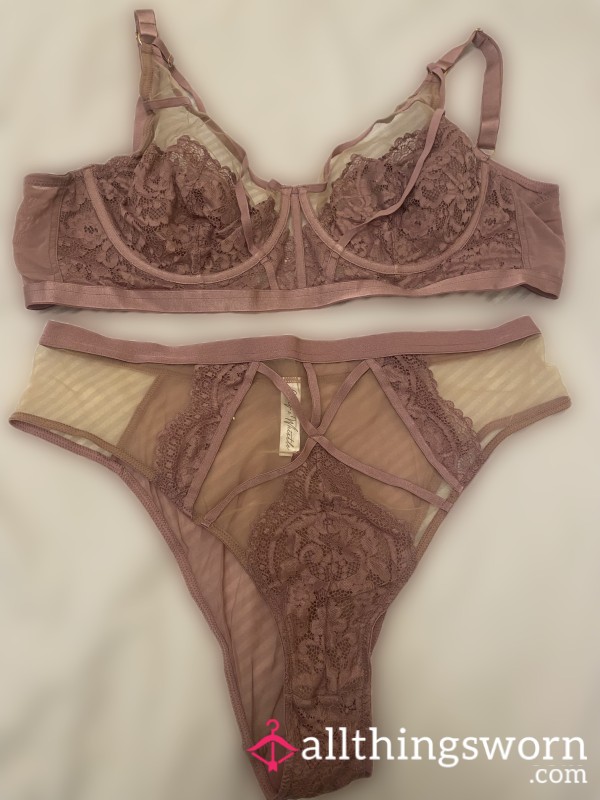 Pinky Bralet And Panty Set