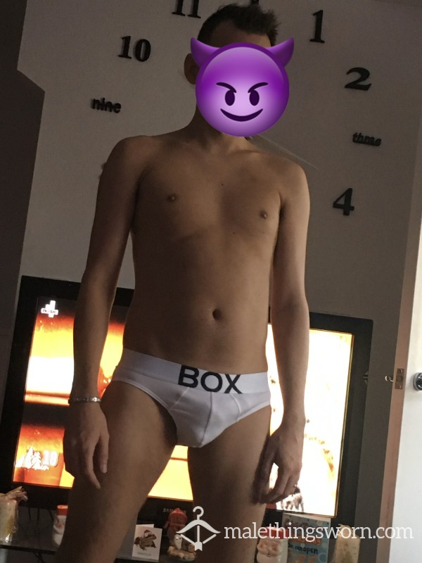 Pi*sed All Over Hubby & His Pants 😈 Over 1 Minute Of Pi*s!!