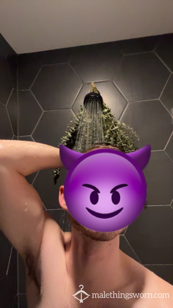 Pi*sing In The Shower