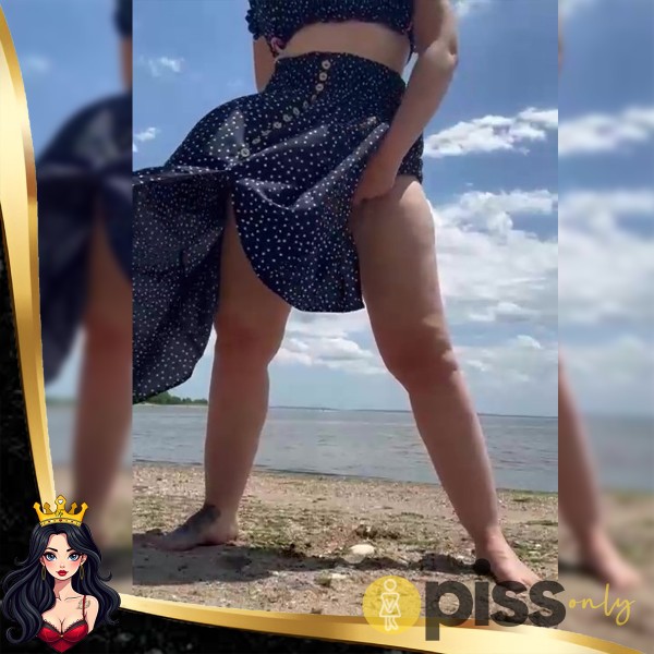 Pi*sing On The Beach Where Anyone Can See