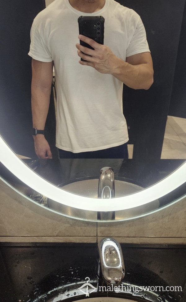 PIT STENCHED Unwashed Gym Tee