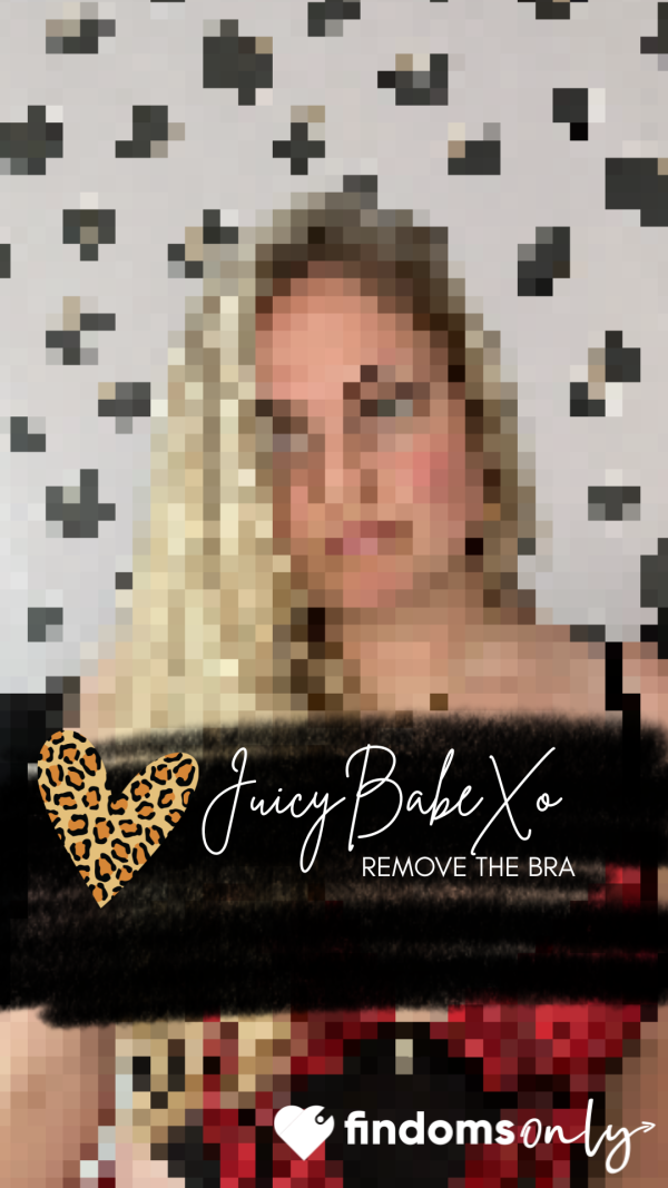 PIXEL TITTY PIC