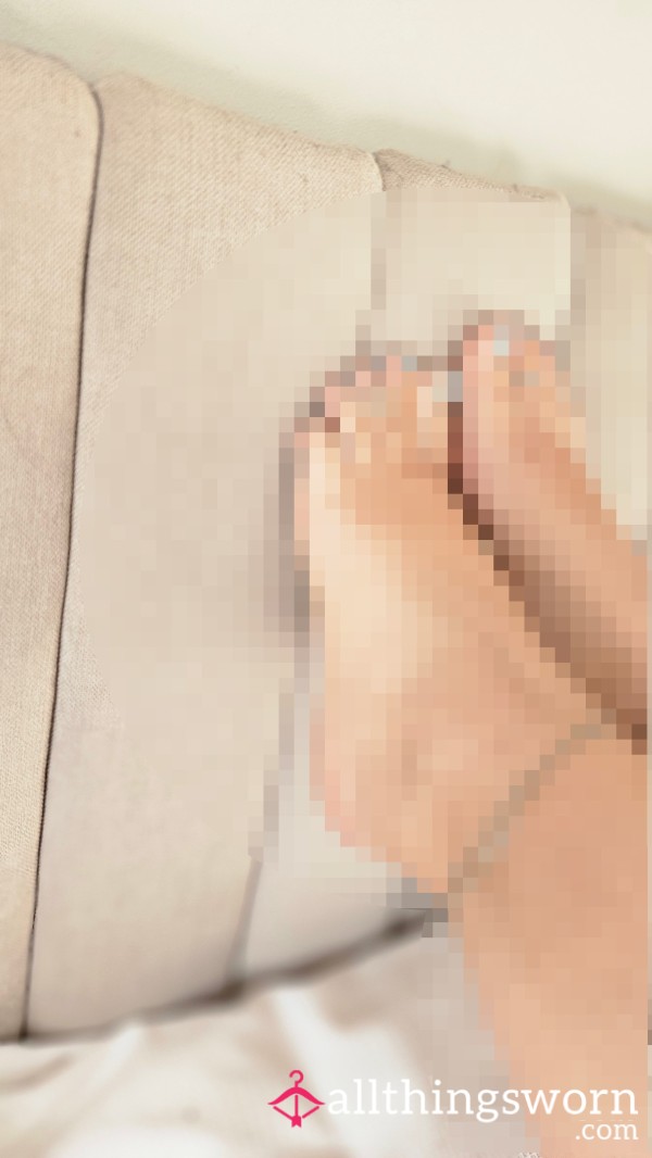 Pixelated Feet Pics - Betas Don't Deserve The Real View 😜