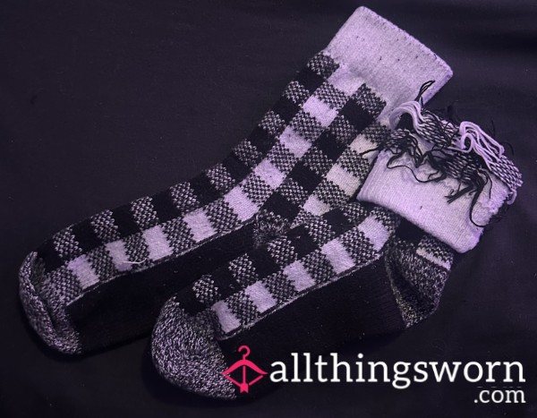 Plaid Socks- White And Black
