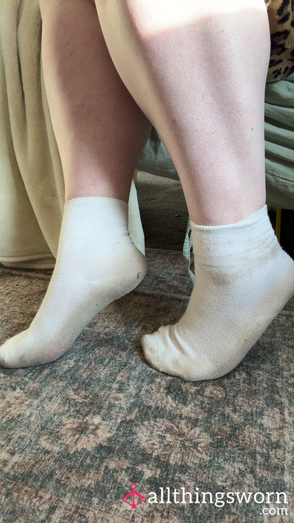 Plain White Ankle Socks – 72 Hours Worn & Full Of Scent