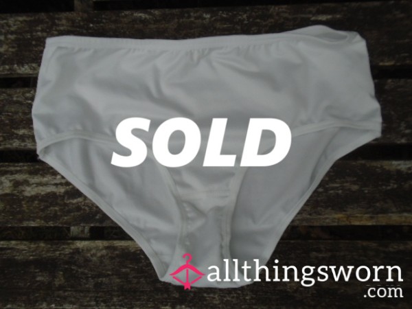 🌟SOLD🌟🌀💕Plain White Panties💕