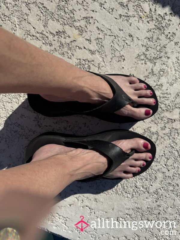 🩴 Platform 🦶Foot Flops 🩴. Size 9, Well-worn 🩴