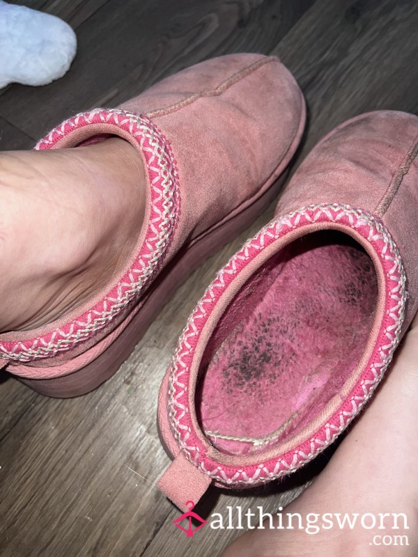 Platform Pink Slippers 🎀💓