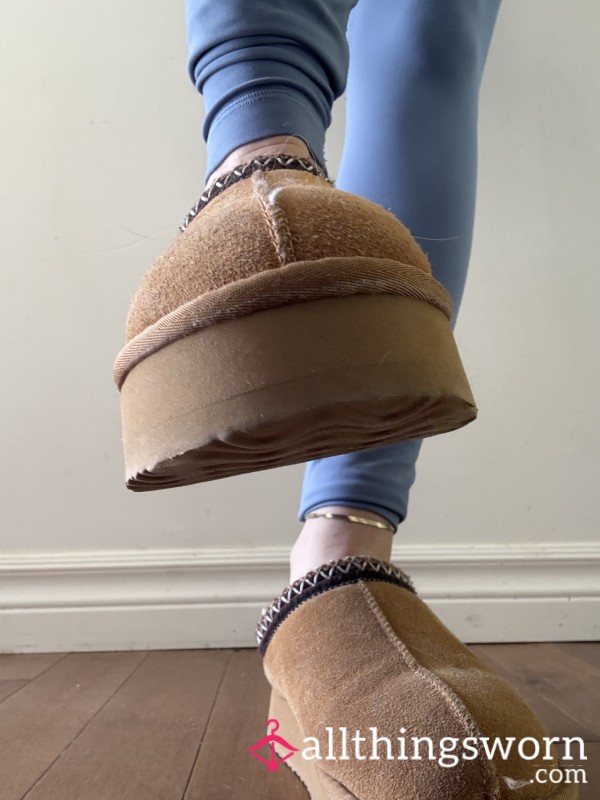 Platform Uggs Style Slippers 🧸