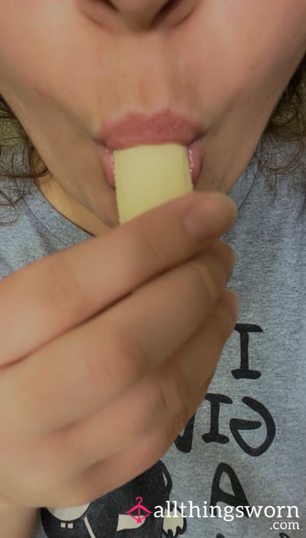 Playful Banana Tease – 2:26 Flirting Clip 🍌