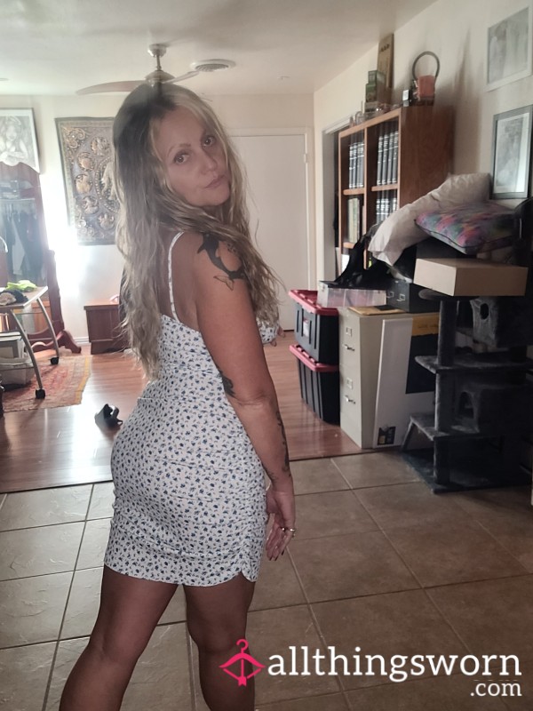 Playing With My Pu**y/vibrator/ Squirting