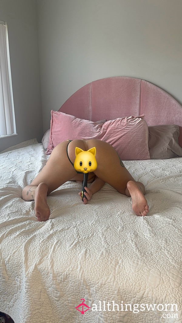 C*m Watch Me Play With Myself With My Vibrator And Plug